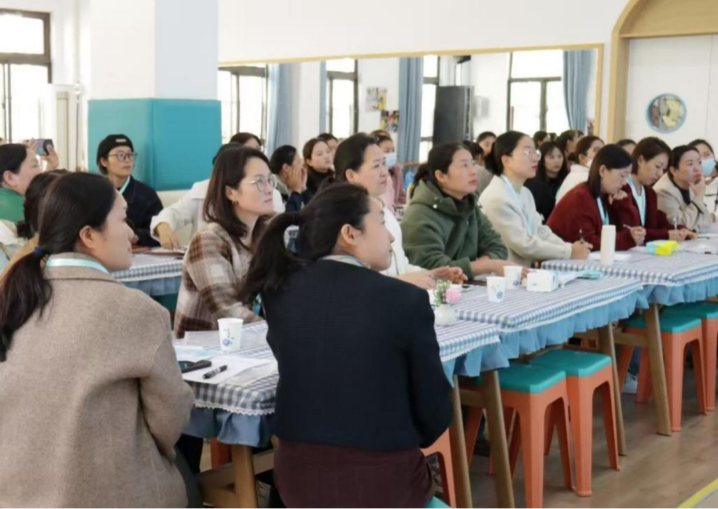 云朵幼兒園承辦滁州市瑯琊區(qū)幼兒園“聚焦一日活動(dòng) 提升保教質(zhì)量”觀摩研討活動(dòng)